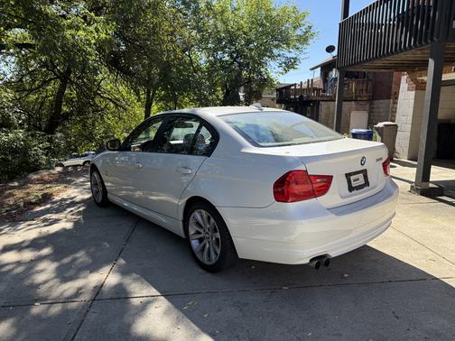 2011 BMW 328 i xDrive