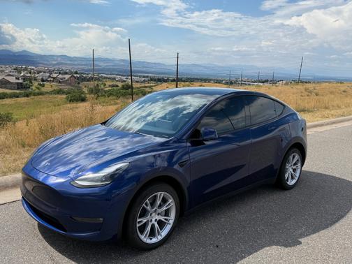 2023 Tesla Model Y Long Range