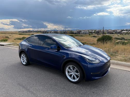 2023 Tesla Model Y Long Range