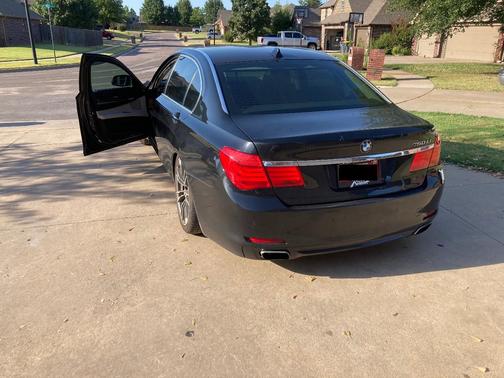 Black 2009 BMW 750 Li