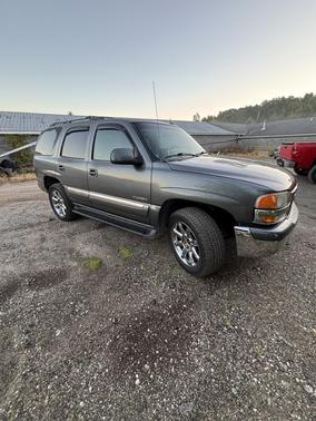 Gray 2002 GMC Yukon SLT