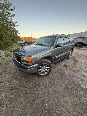 Gray 2002 GMC Yukon SLT