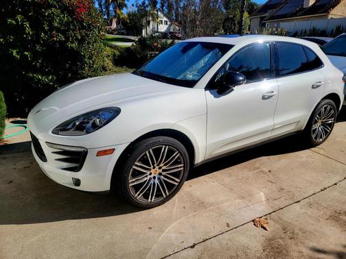 2017 Porsche Macan S