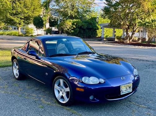 2003 Mazda MX-5 Miata SE