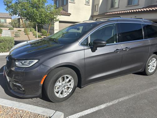 2021 Chrysler Pacifica Touring L