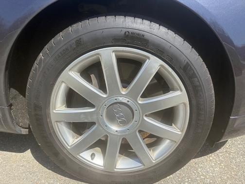 Gray 2005 Audi A8 L 4.2 quattro