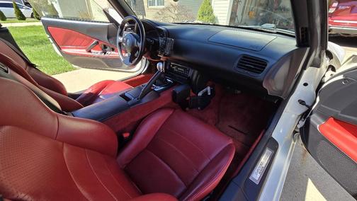White 2001 Honda S2000 Base