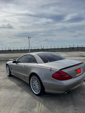 Beige 2005 Mercedes-Benz SL-Class SL500 Roadster