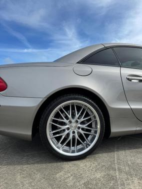 Beige 2005 Mercedes-Benz SL-Class SL500 Roadster