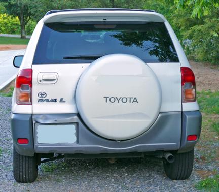 White 2001 Toyota RAV4 Base