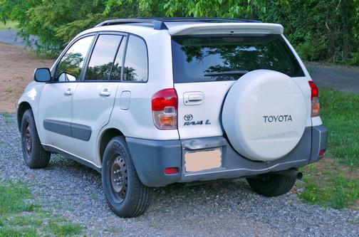 White 2001 Toyota RAV4 Base