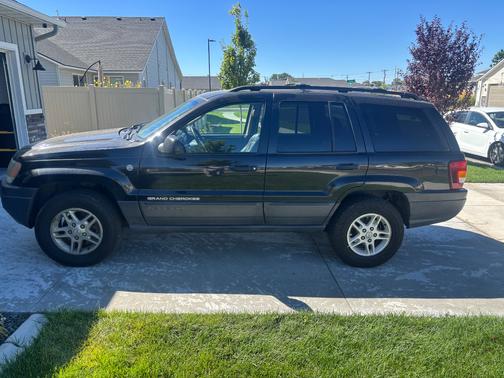 2004 Jeep Grand Cherokee Laredo