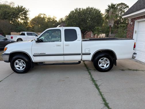 2002 Toyota Tundra SR5 Access Cab