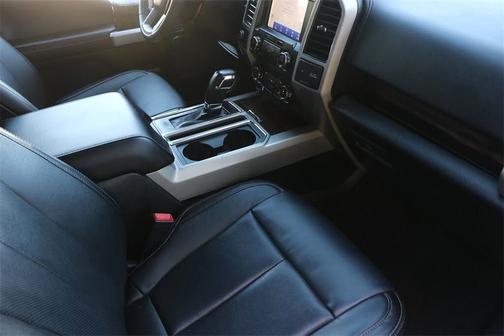 Photo 4 of 8 of 2016 Ford F-150 Lariat