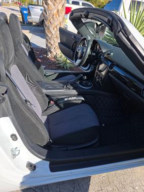 2006 Mazda MX-5 Miata Sport