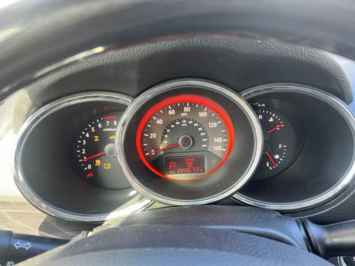 Black 2012 Kia Sorento SX