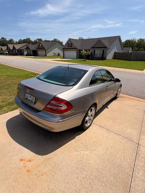 Silver 2004 Mercedes-Benz CLK-Class 320