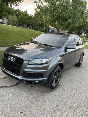 Gray 2015 Audi Q7 3.0T S line Prestige