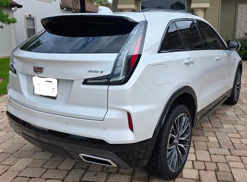 White 2024 Cadillac XT4 Sport