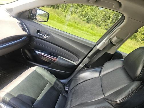 2015 Acura TLX Tech