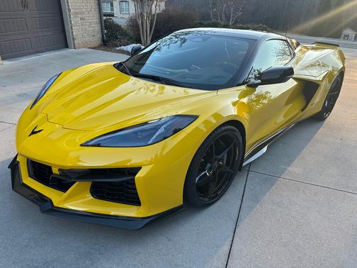 2025 Chevrolet Corvette E-Ray 3LZ