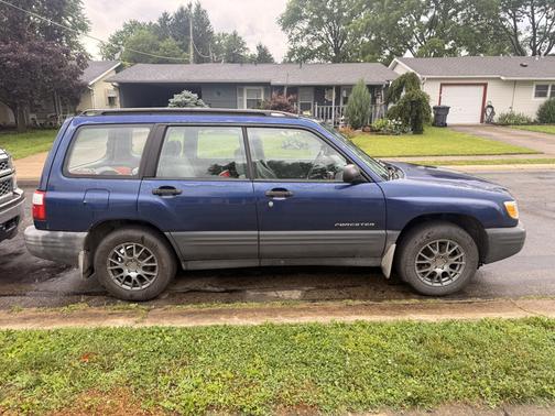 Blue 2002 Subaru Forester L