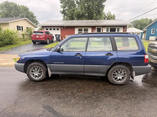 Blue 2002 Subaru Forester L