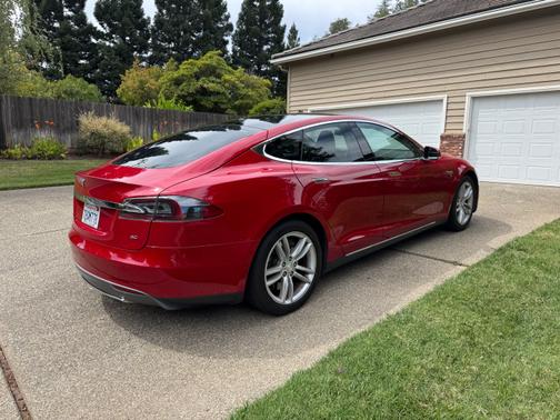 2013 Tesla Model S Base
