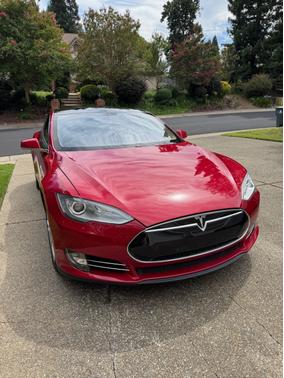2013 Tesla Model S Base