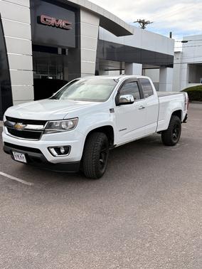 White 2015 Chevrolet Colorado LT