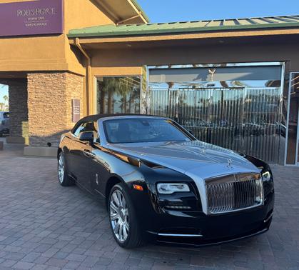 2017 Rolls-Royce Dawn Base