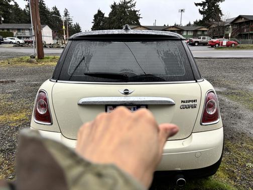 2011 MINI Cooper Base