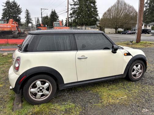2011 MINI Cooper Base