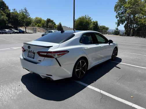 White 2019 Toyota Camry XSE V6