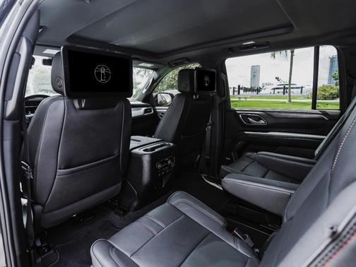 Black 2023 Chevrolet Suburban RST