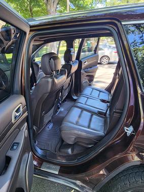 Brown 2014 Jeep Grand Cherokee Summit