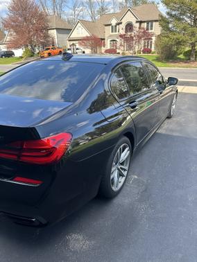 2019 BMW 740 i xDrive