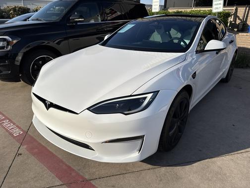 2023 Tesla Model S Plaid