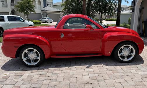 Red 2006 Chevrolet SSR Base