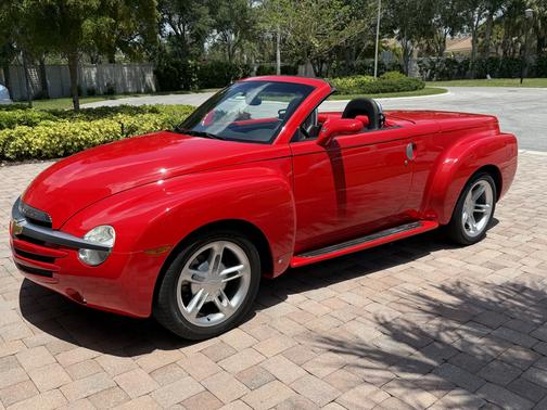 Red 2006 Chevrolet SSR Base
