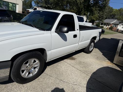 2003 Chevrolet Silverado 1500 Work Truck