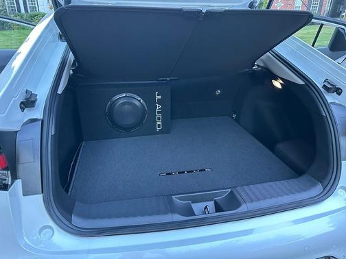 White 2023 Toyota Prius XLE