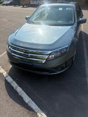 Blue 2011 Ford Fusion SE