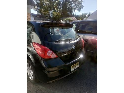 2011 Nissan Versa 1.8 SL