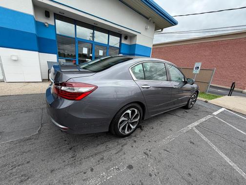 Gray 2017 Honda Accord EX w/Honda Sensing