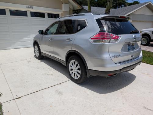 2016 Nissan Rogue S
