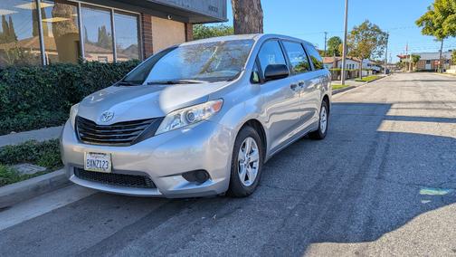 2017 Toyota Sienna L