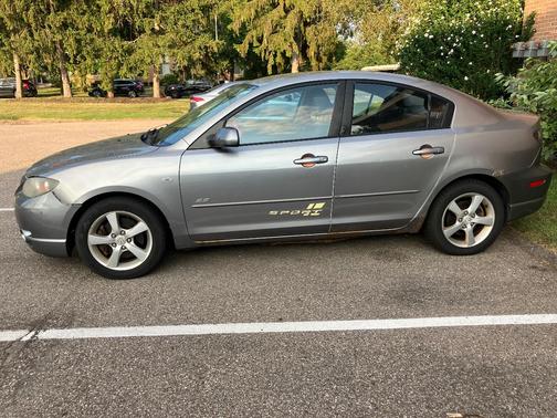 Gray 2006 Mazda Mazda3 s