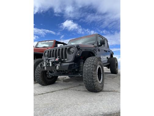 Photo 3 of 5 of 2019 Jeep Wrangler Unlimited Rubicon