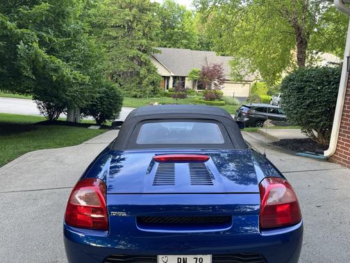 Blue 2000 Toyota MR2 Spyder